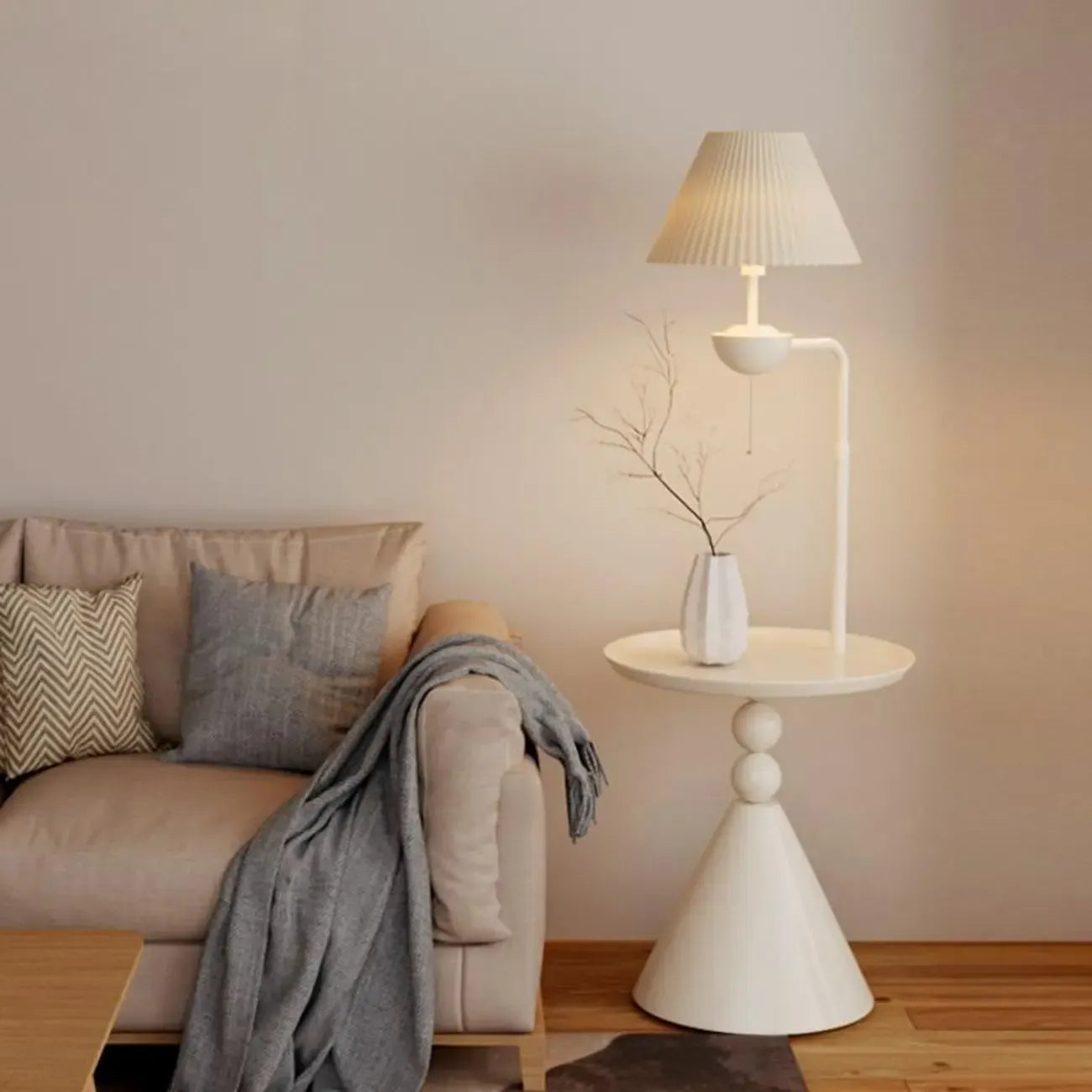Lampadaire contemporain en métal noir avec table d'appoint