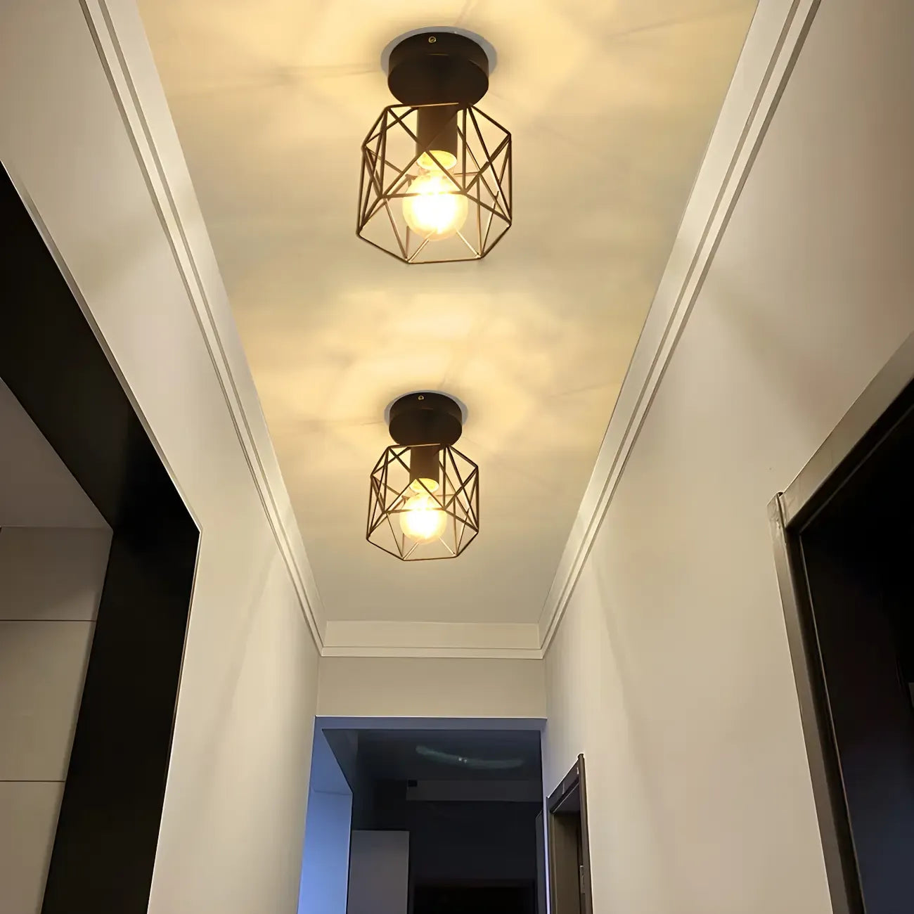 Plafonnier semi-encastré industriel noir à LED pour couloir