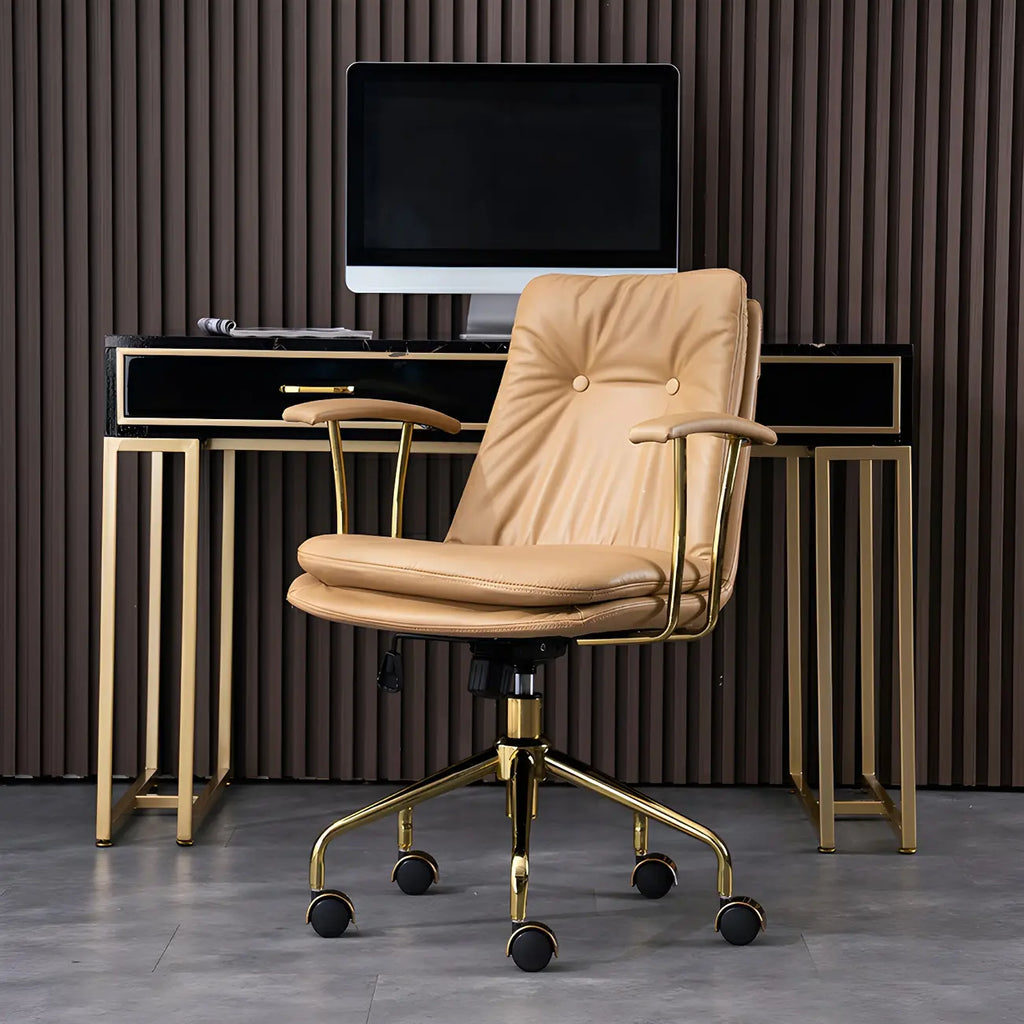 Fauteuil de bureau réglable en cuir capitonné avec base dorée