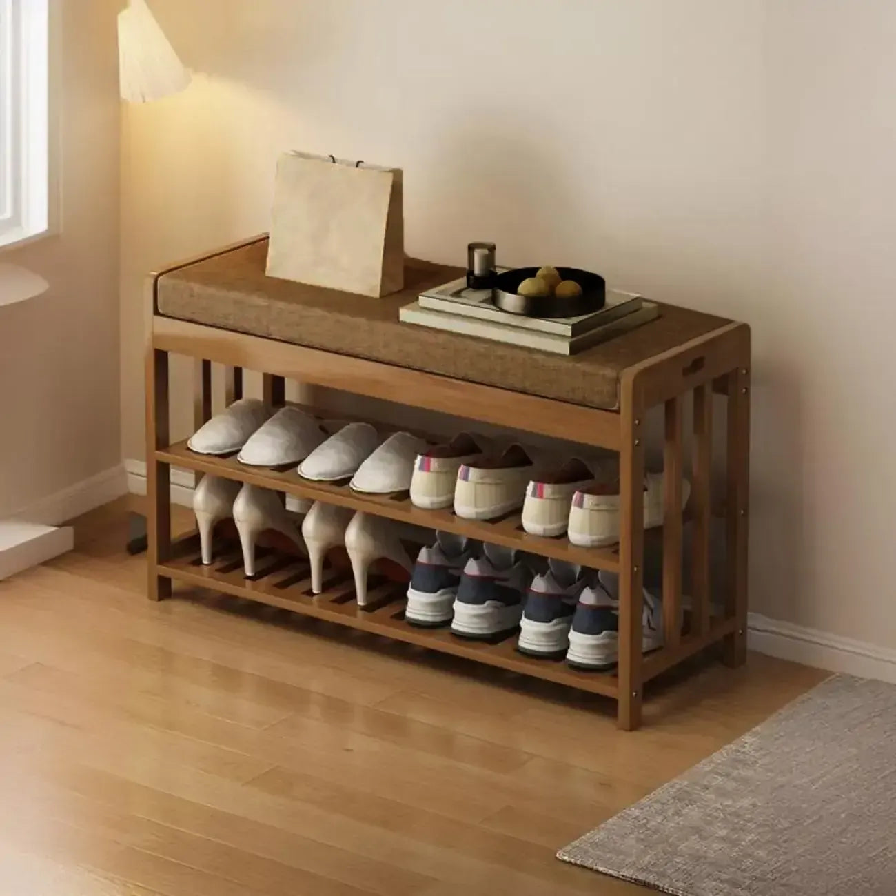 Banc de rangement à chaussures classique en bambou marron rembourré