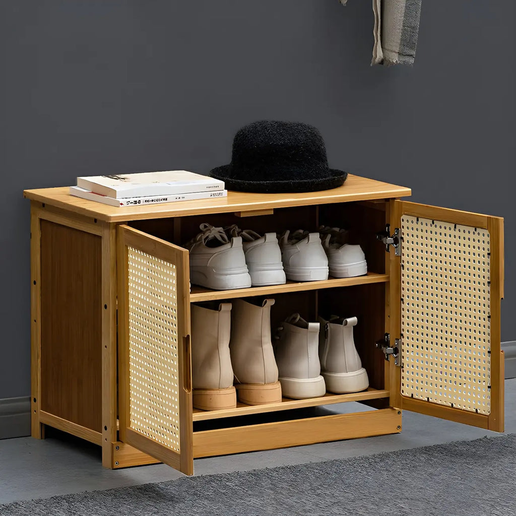 Étagères à chaussures réglables en bambou avec portes en rotin
