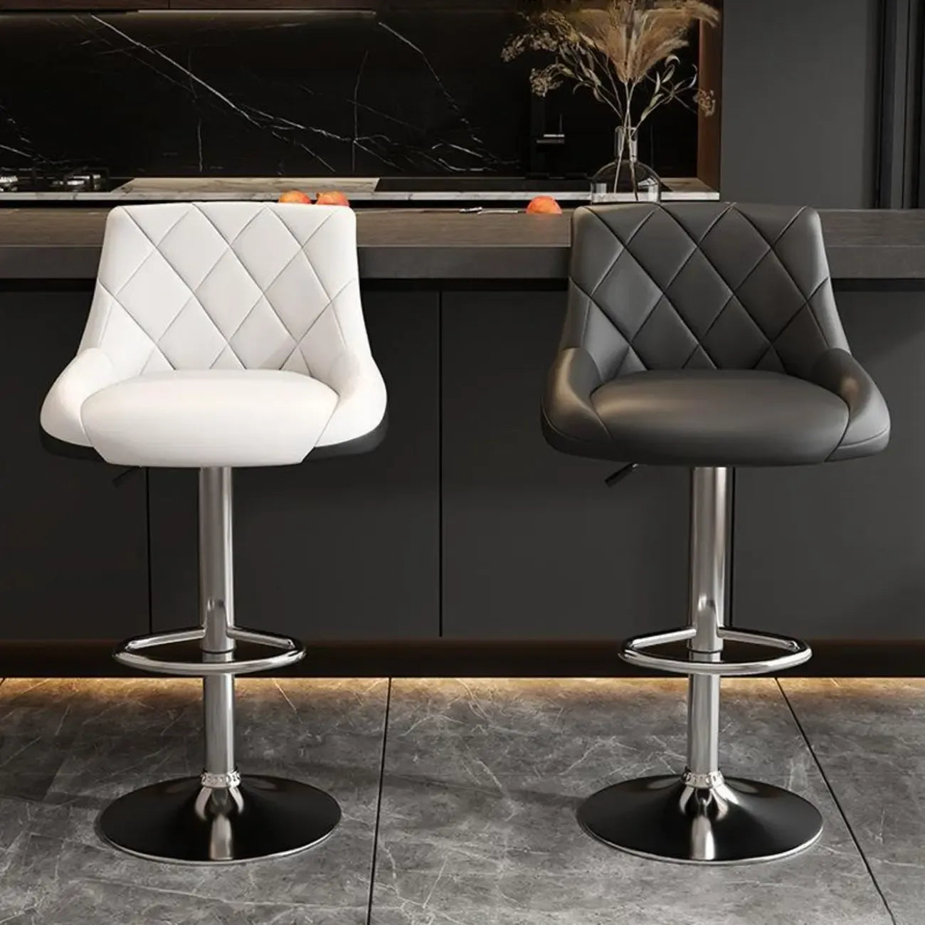 Tabouret de bar pivotant capitonné à losanges, réglable, en cuir PU noir et rouge