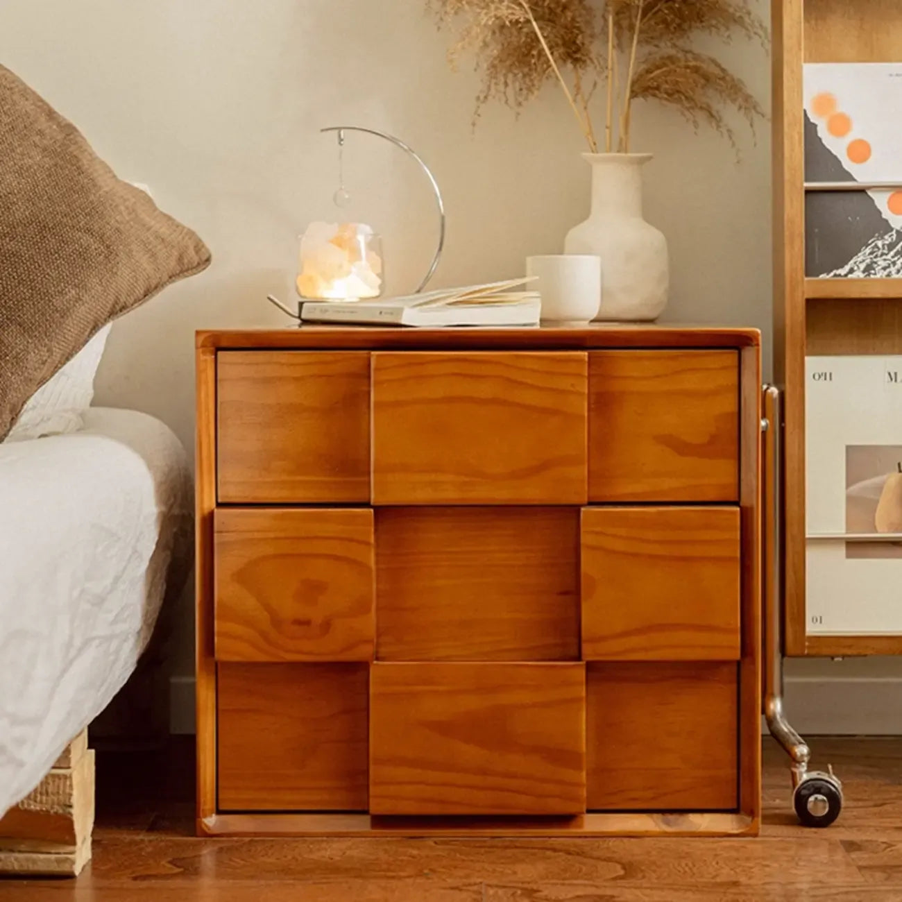 Table de chevet en bois de style moderne du milieu du siècle avec 2 tiroirs