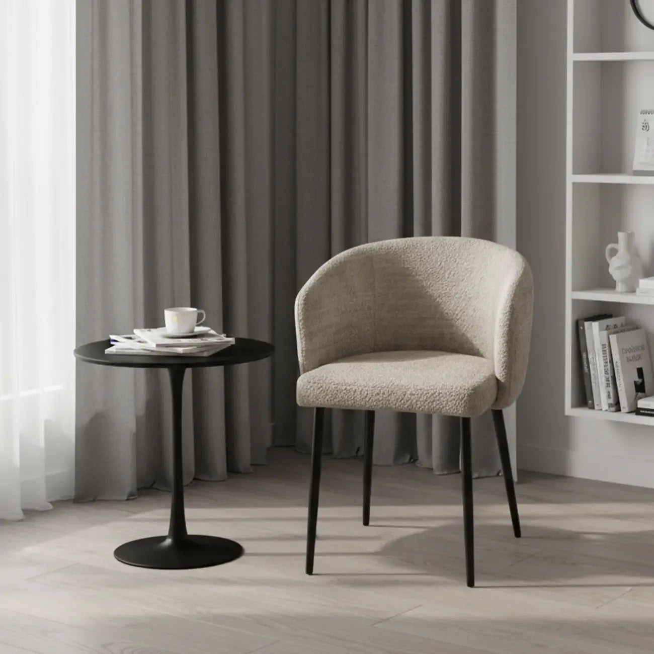 Chaise de salle à manger moderne avec revêtement en chenille et pieds en métal