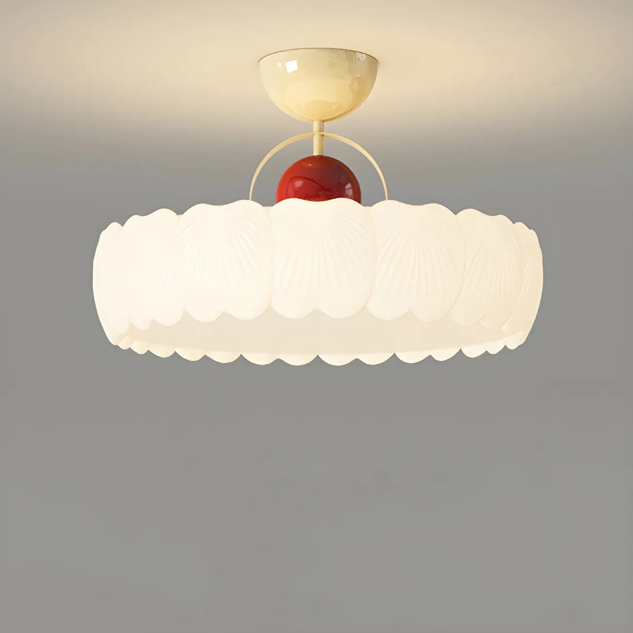 Plafonnier semi-encastré beige en forme de tambour avec abat-jour en plastique