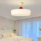 Plafonnier semi-encastré beige en forme de tambour avec abat-jour en plastique