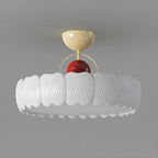 Plafonnier semi-encastré beige en forme de tambour avec abat-jour en plastique