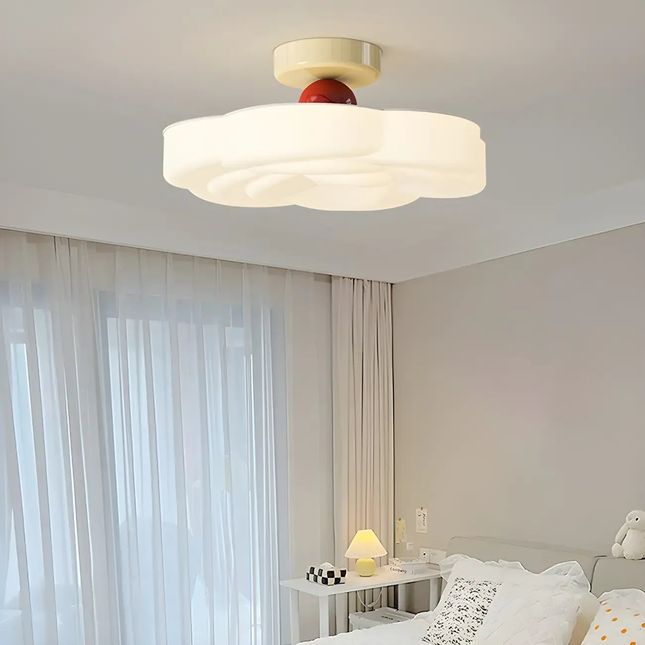 Plafonnier semi-encastré beige en forme de tambour avec abat-jour en plastique