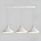 Suspension moderne beige conique pour îlot de cuisine, réglable.