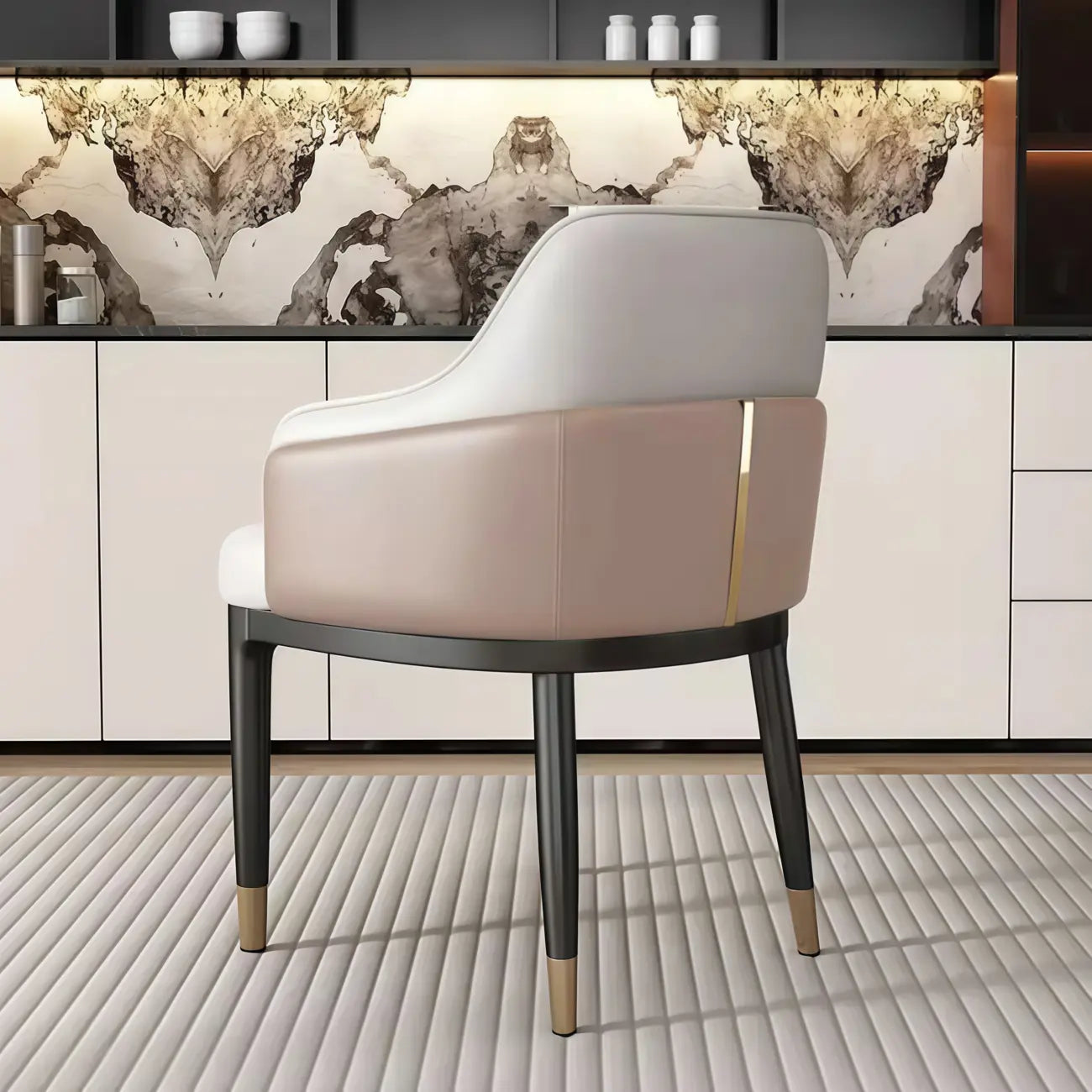 Chaise de salle à manger moderne en cuir véritable, à accoudoirs inclinés et dossier bas
