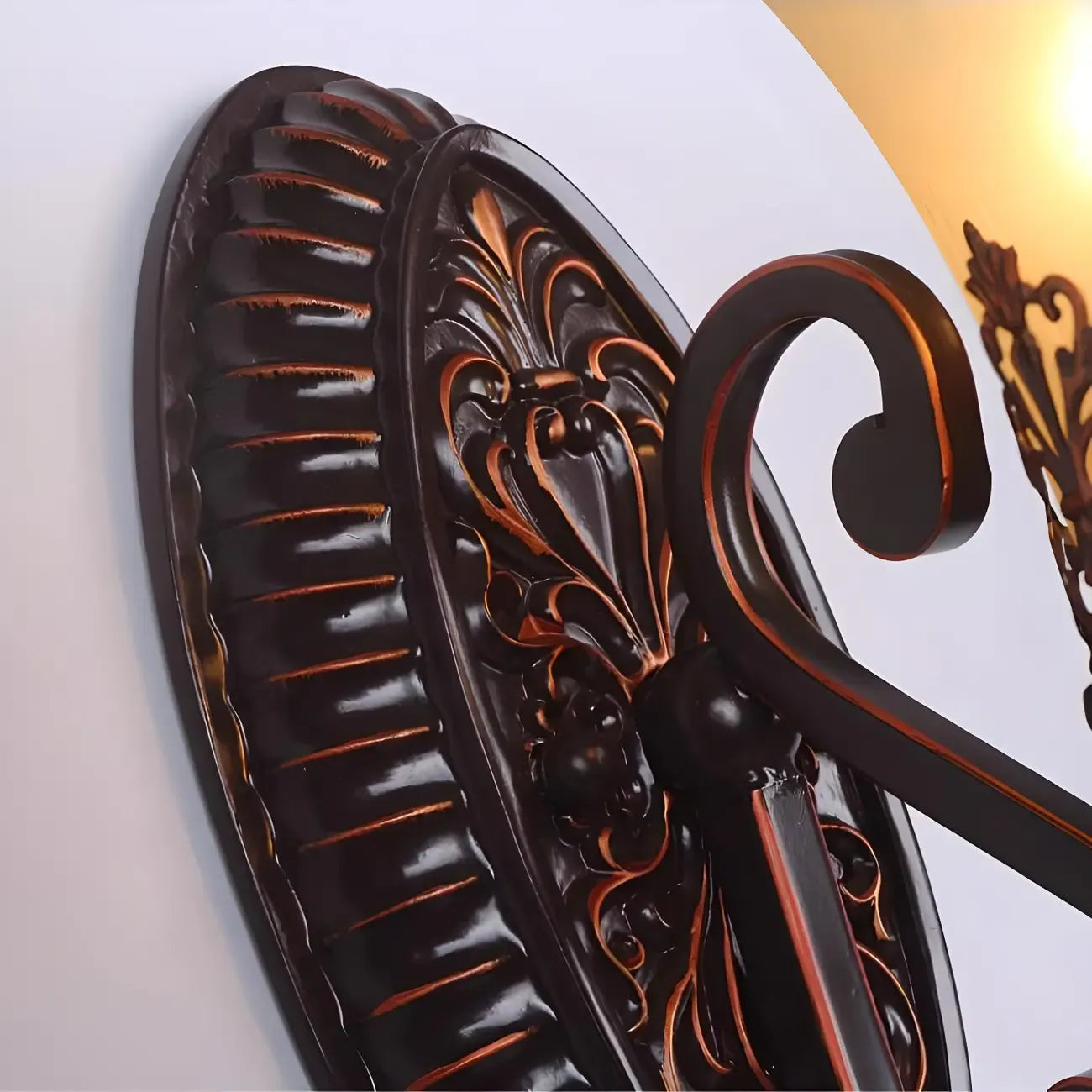 Applique murale LED en bronze vintage avec abat-jour en verre dépoli