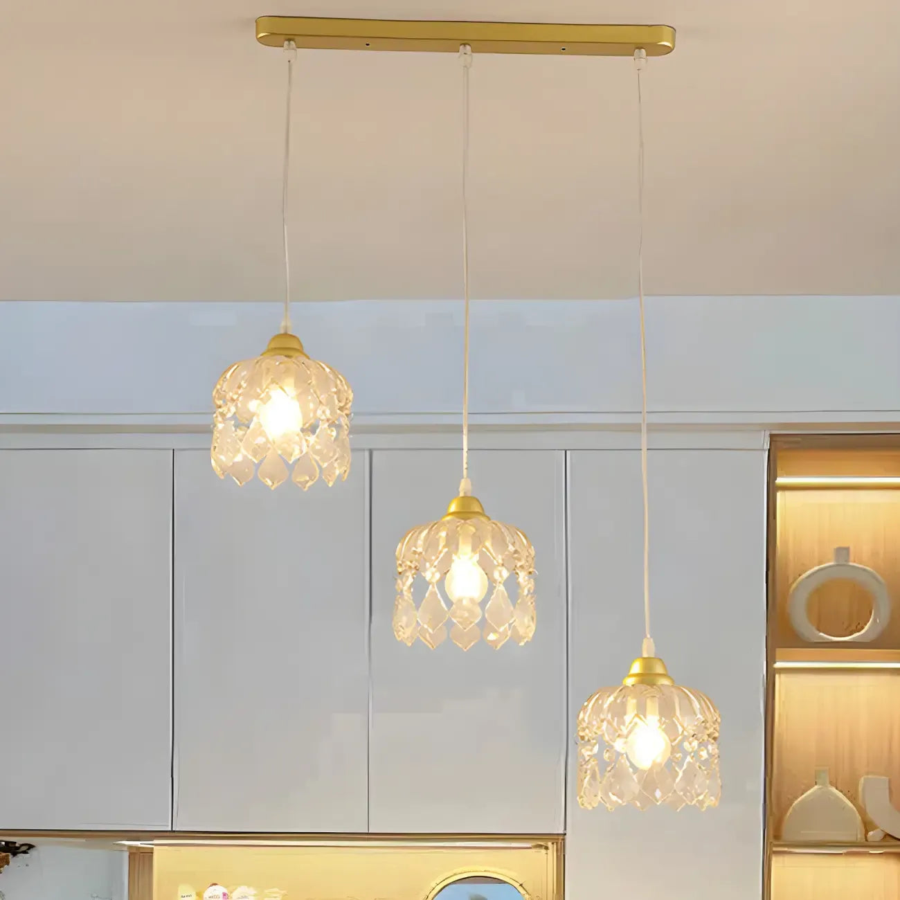 Lampada a sospensione da isola elegante, piccola, a 3 luci, in cristallo dorato per cucina