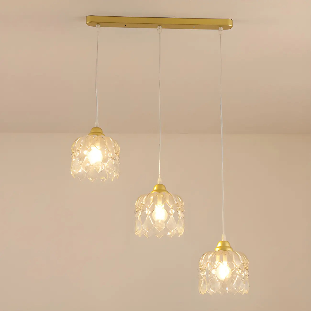 Lampada a sospensione da isola elegante, piccola, a 3 luci, in cristallo dorato per cucina