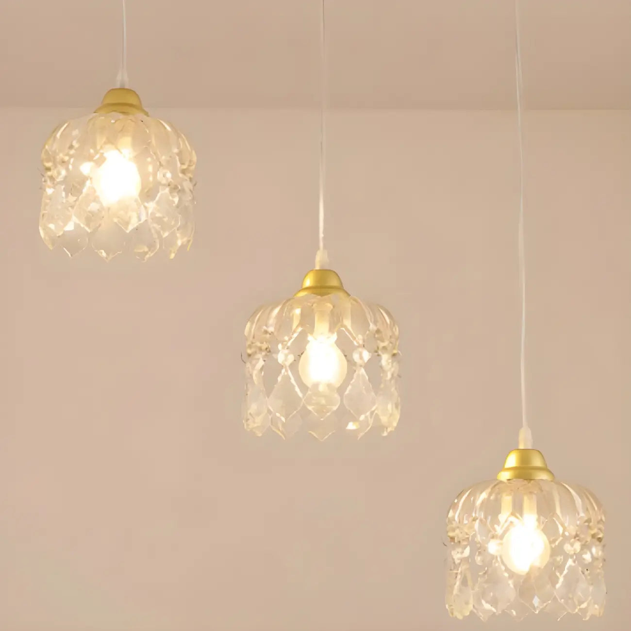 Lampada a sospensione da isola elegante, piccola, a 3 luci, in cristallo dorato per cucina