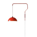 Applique murale géométrique rouge élégante à bras articulé pour salle à manger