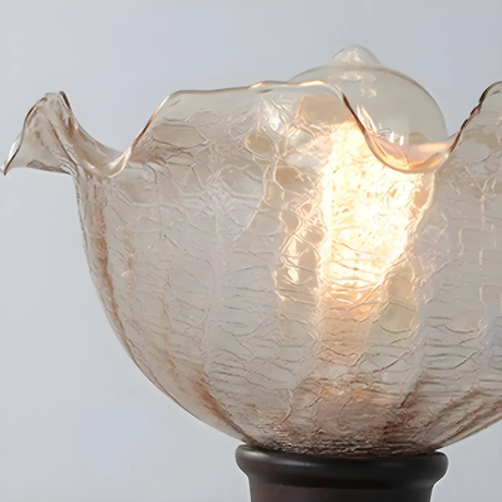 Plafonnier semi-encastré chic en verre et noyer pour la décoration d'un couloir