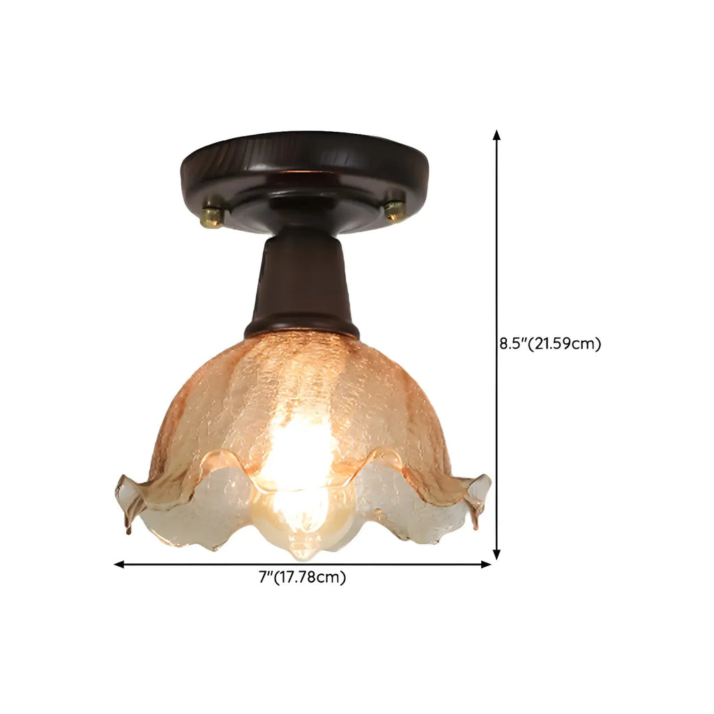 Plafonnier semi-encastré chic en verre et noyer pour la décoration d'un couloir