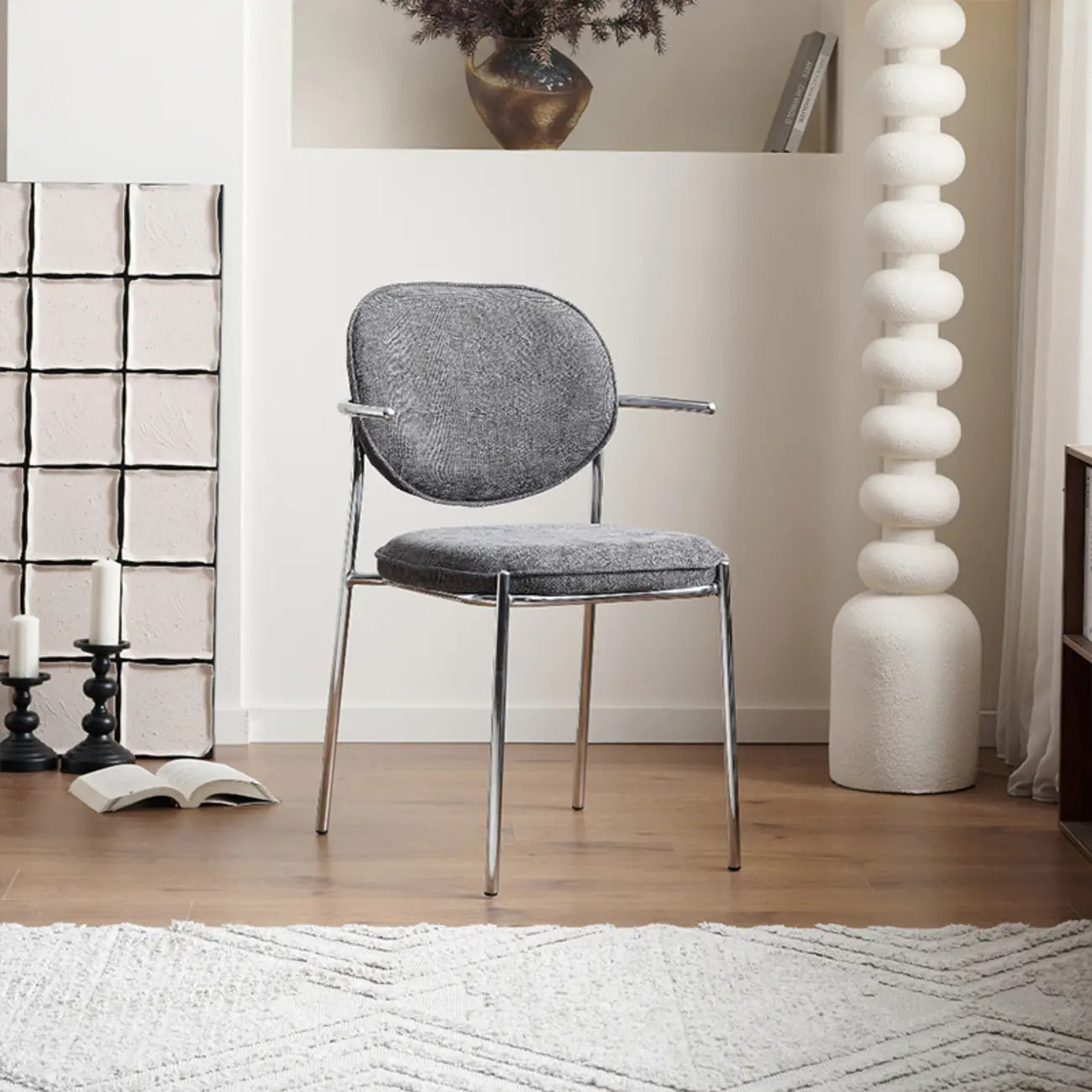 Chaises de salle à manger minimalistes sans accoudoirs, revêtues de tissu et rembourrées
