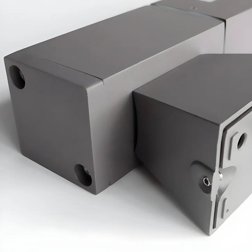 Applique murale extérieure moderne à LED avec abat-jour rectangulaire en acrylique noir