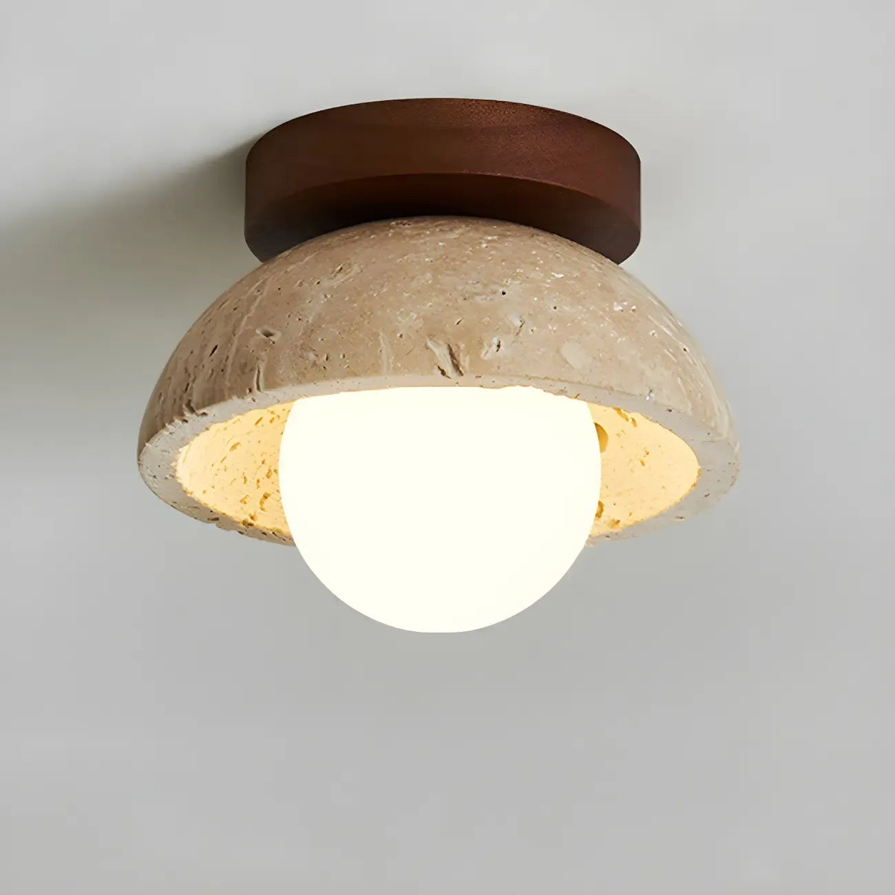 Plafonnier encastré en verre avec dôme en pierre beige et globe