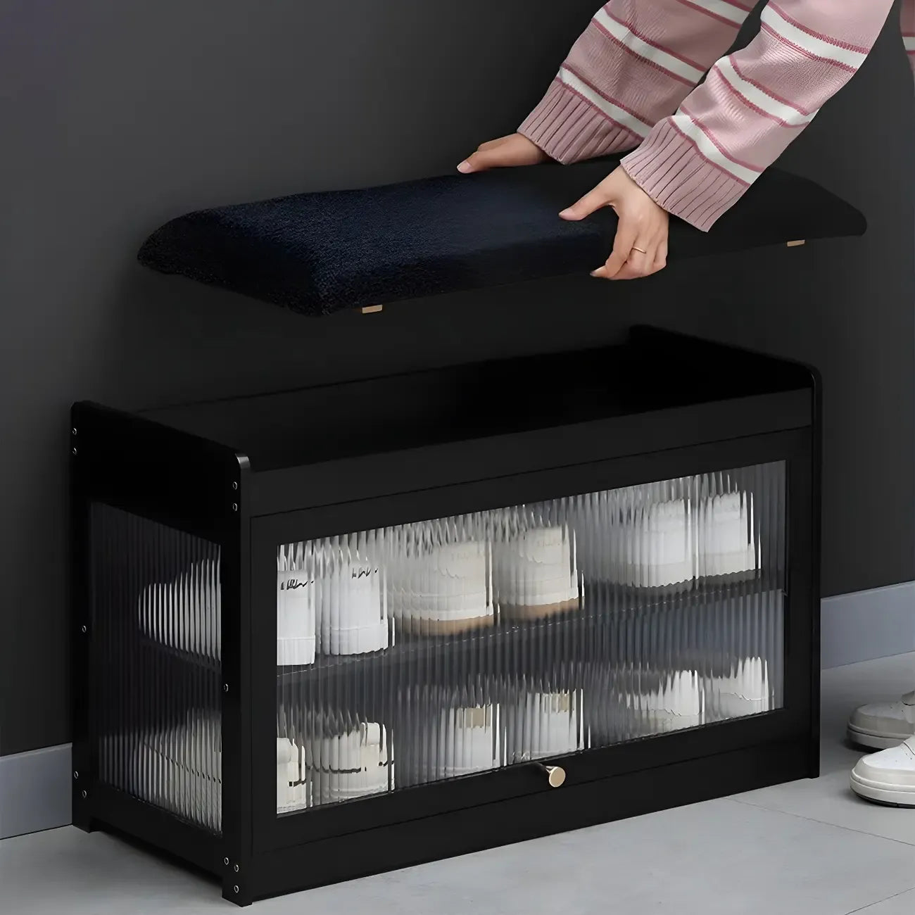 Banc de rangement à chaussures en bambou noir avec portes vitrées, entrée