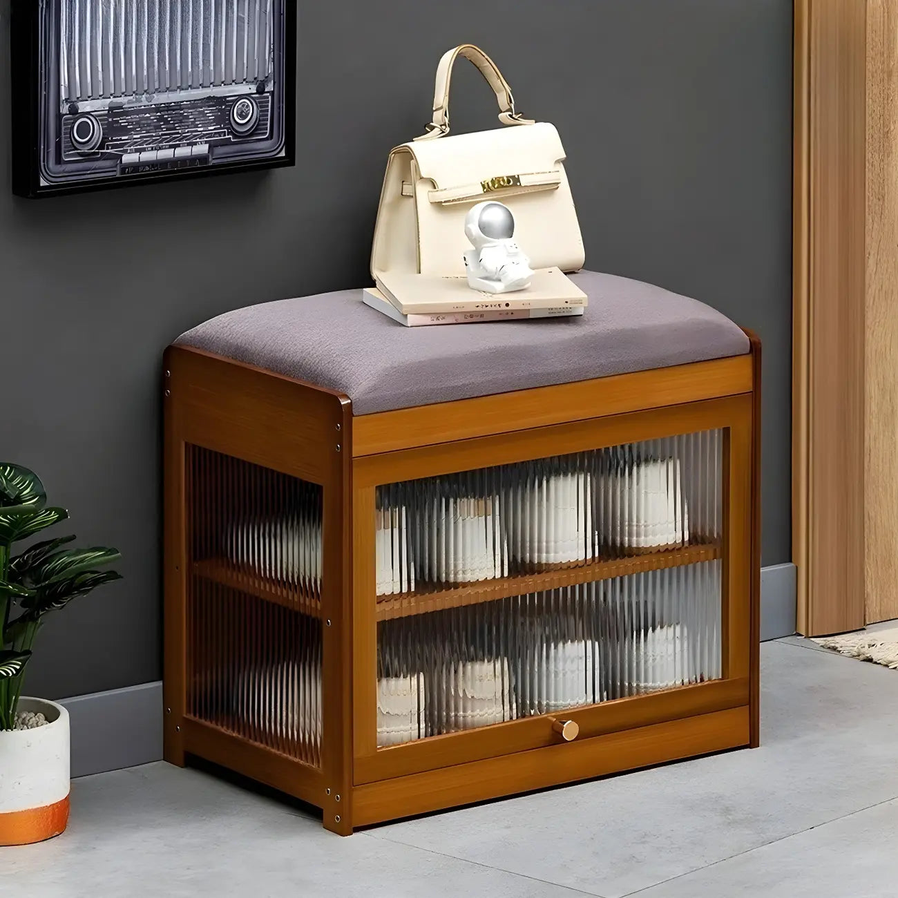 Banc de rangement à chaussures en bambou noir avec portes vitrées, entrée
