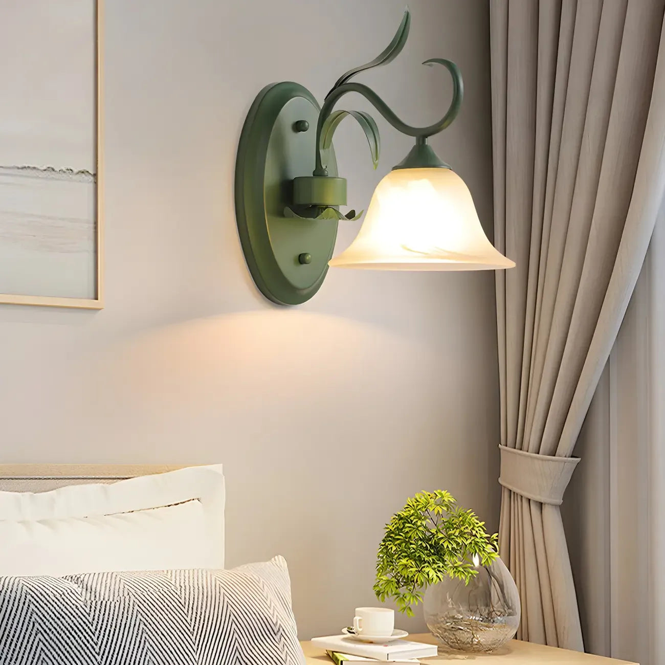 Applique murale LED florale avec abat-jour en verre pour espaces intérieurs