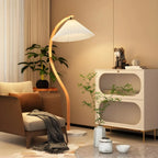Lampadaire arqué moderne avec abat-jour conique plissé pour salon
