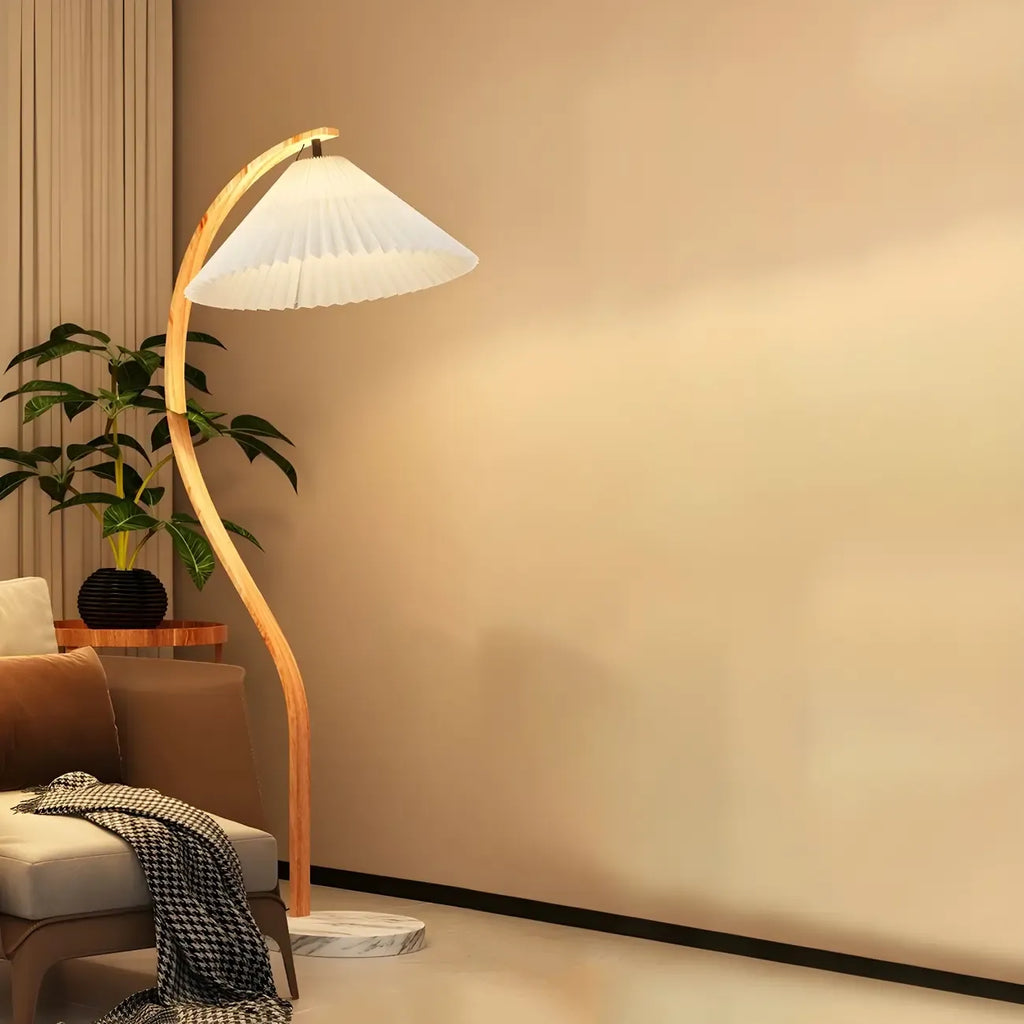 Lampadaire arqué moderne avec abat-jour conique plissé pour salon
