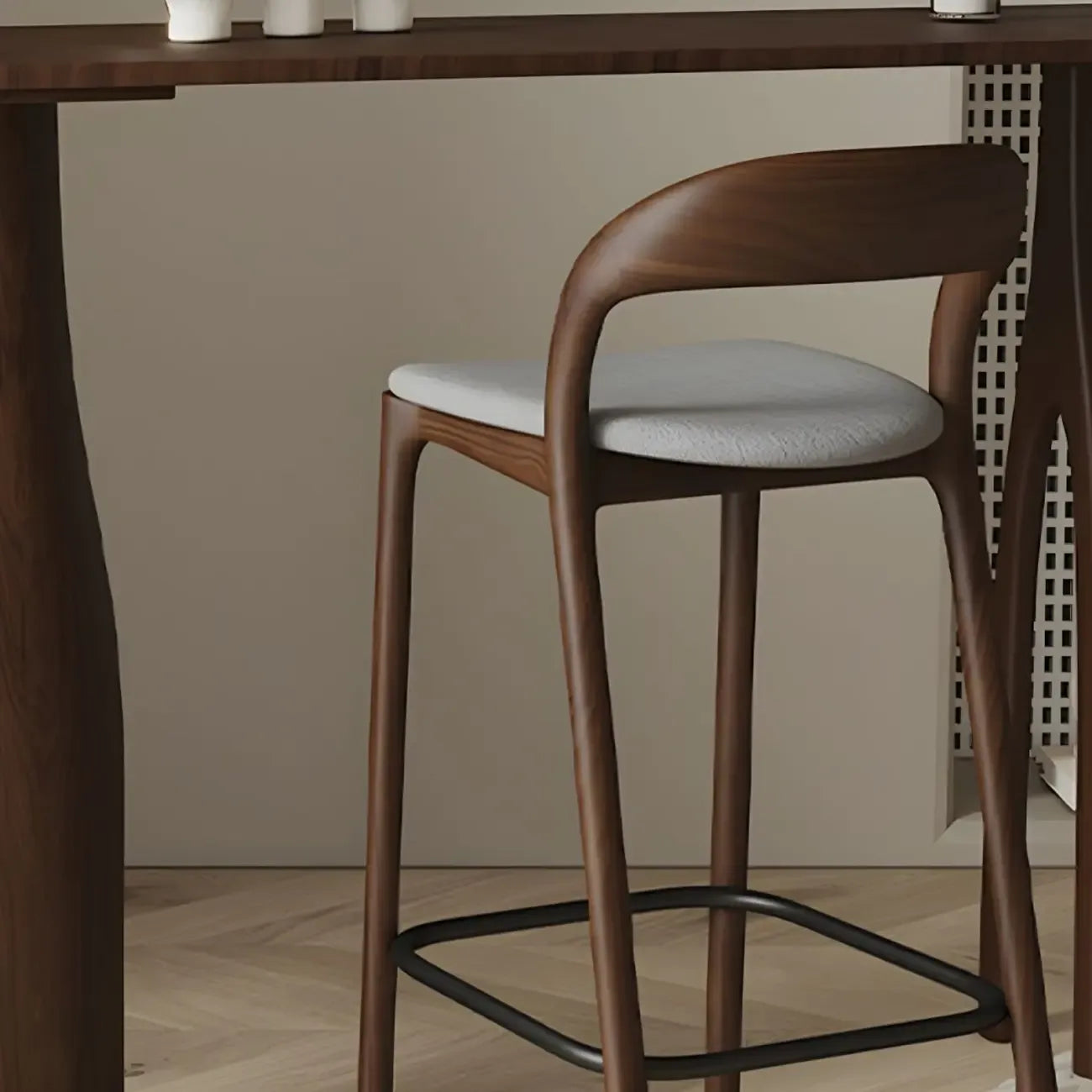 Tabouret de bar moderne du milieu du siècle en bois et similicuir