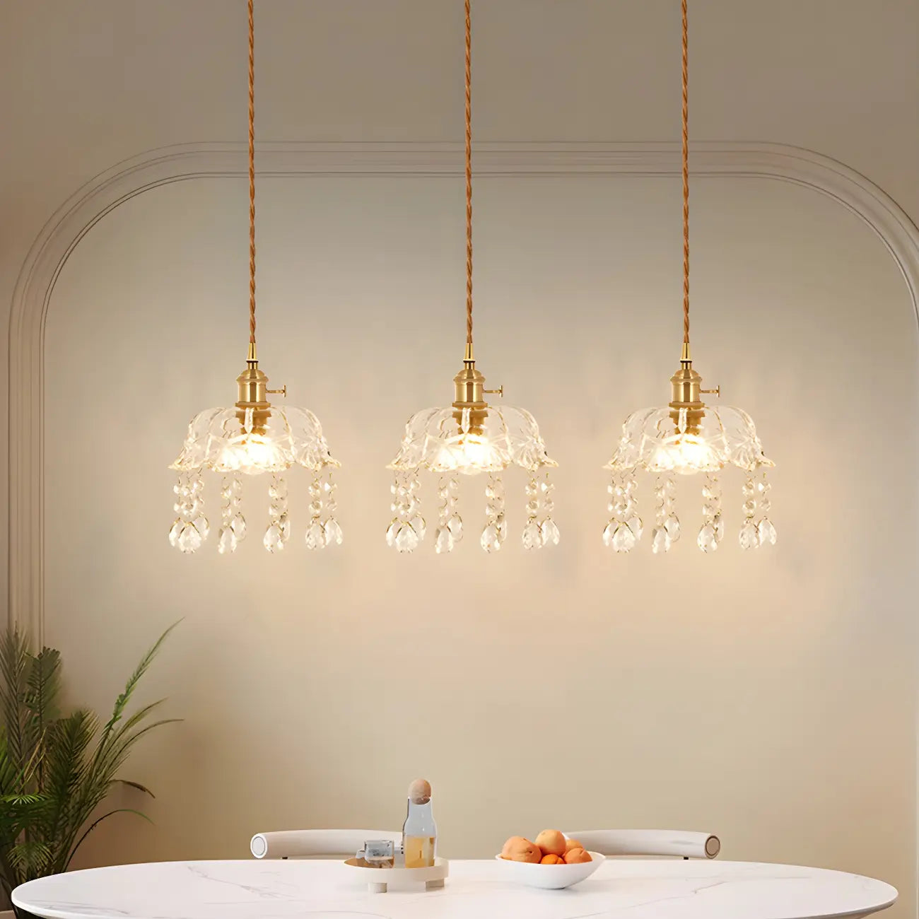 Luminaires suspendus élégants en cristal doré pour îlot