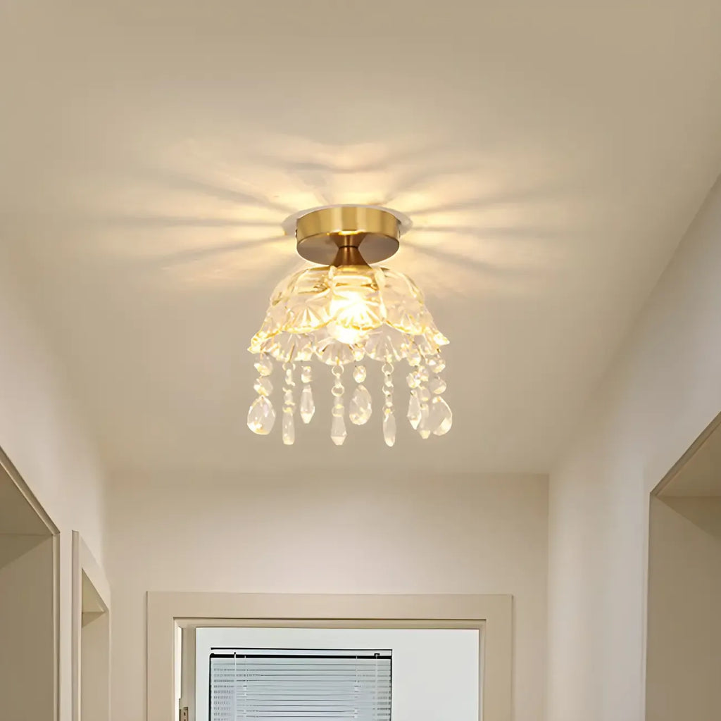 Plafonnier semi-encastré élégant en forme de dôme floral en cristal doré