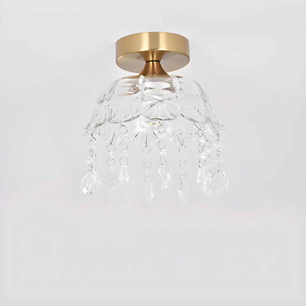 Plafonnier semi-encastré élégant en forme de dôme floral en cristal doré