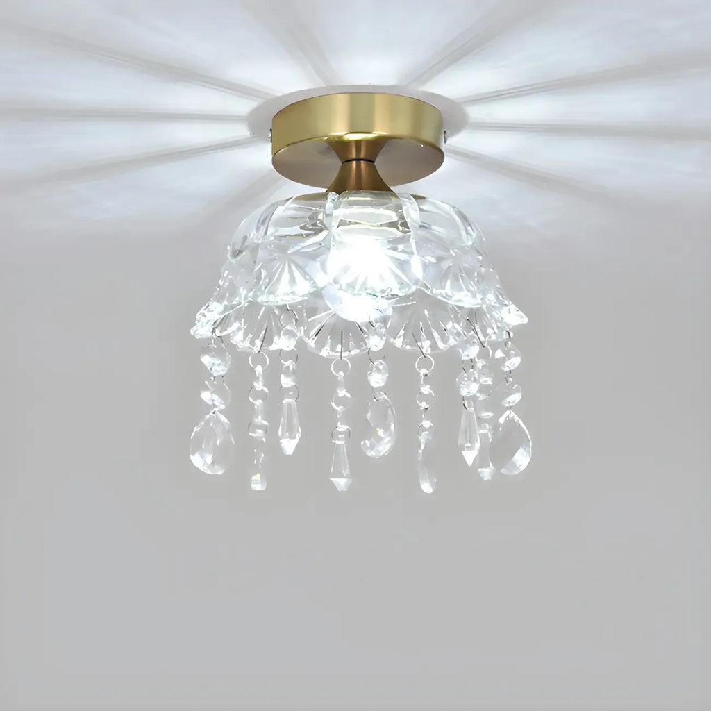 Plafonnier semi-encastré élégant en forme de dôme floral en cristal doré