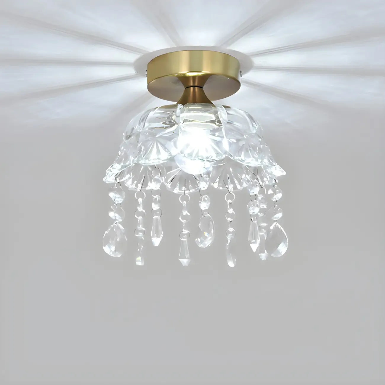 Plafonnier semi-encastré élégant en forme de dôme floral en cristal doré
