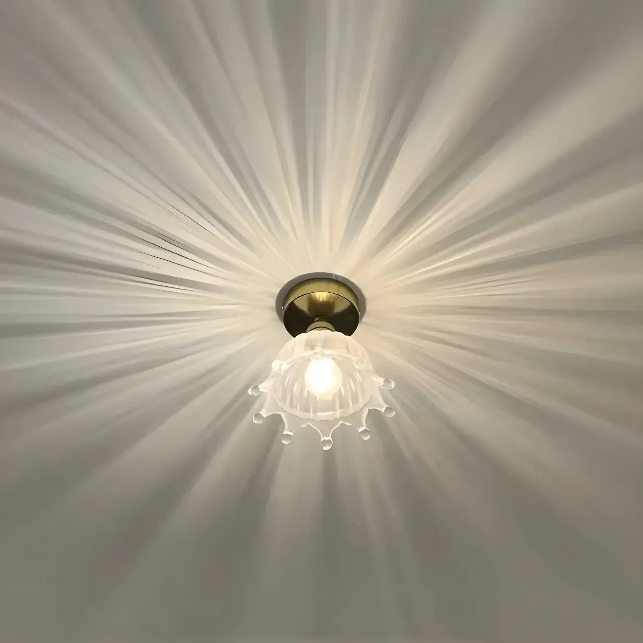 Plafonnier LED semi-encastré géométrique doré pour la décoration d'un couloir