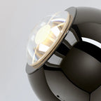 Applique murale LED globe élégante et réglable pour chevet, à intensité variable
