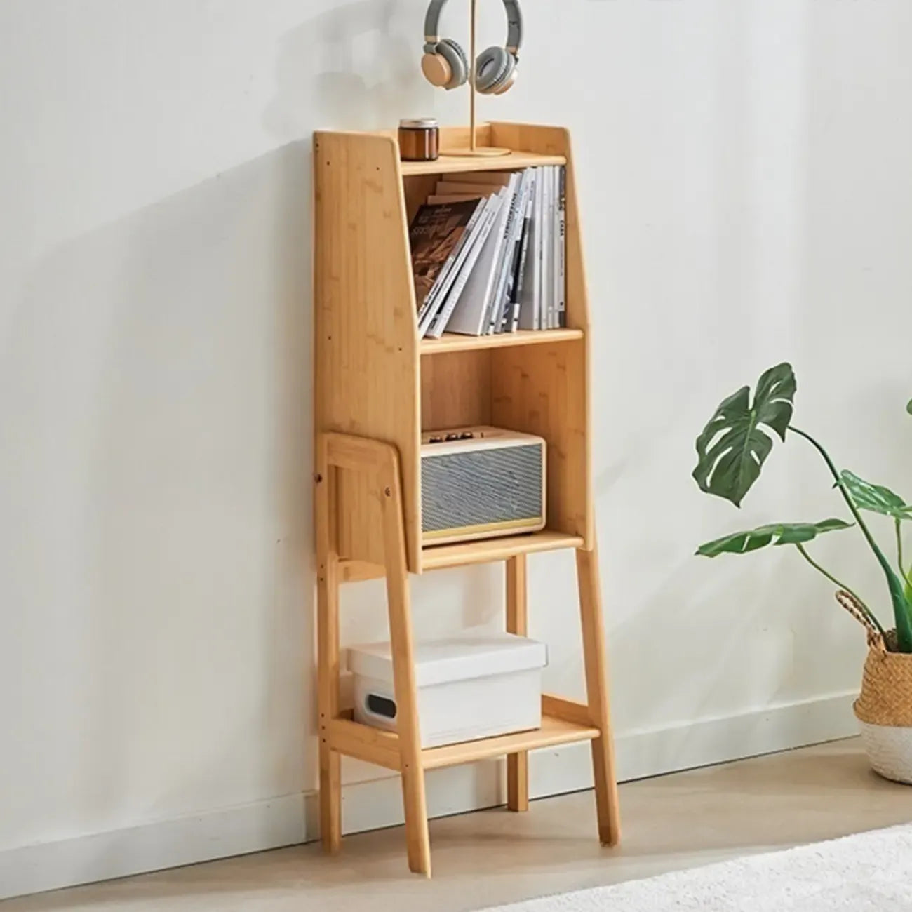 Libreria a scaletta stretta in legno antica moderna
