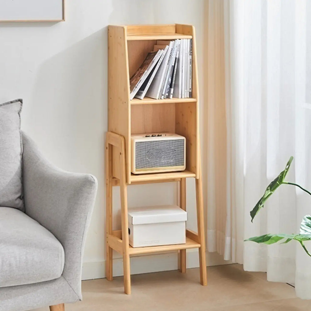 Libreria a scaletta stretta in legno antica moderna