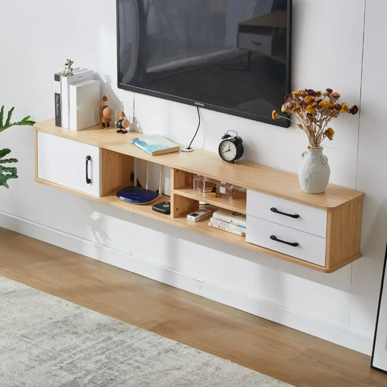 Mobile TV sospeso con 59 cassetti e ripiani aperti in legno grigio