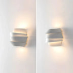 Applique murale spirale en fer blanc à 2 lumières, inspirée