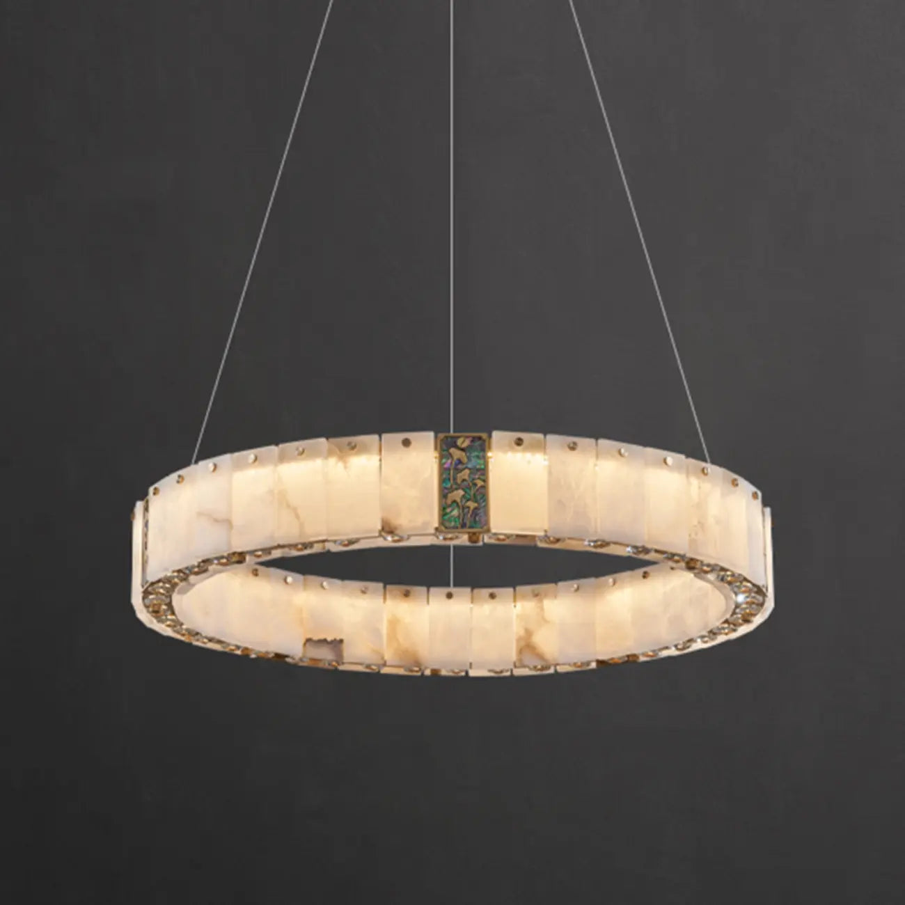 Lampadario moderno a sospensione circolare con anelli in onice, agata e oro