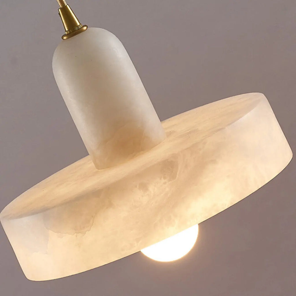 Suspension cylindrique moderne en métal doré pour îlot de cuisine