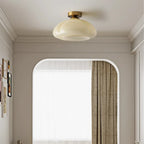 Mini plafonnier semi-encastré minimaliste en verre jaune laiteux avec dôme, style minimaliste