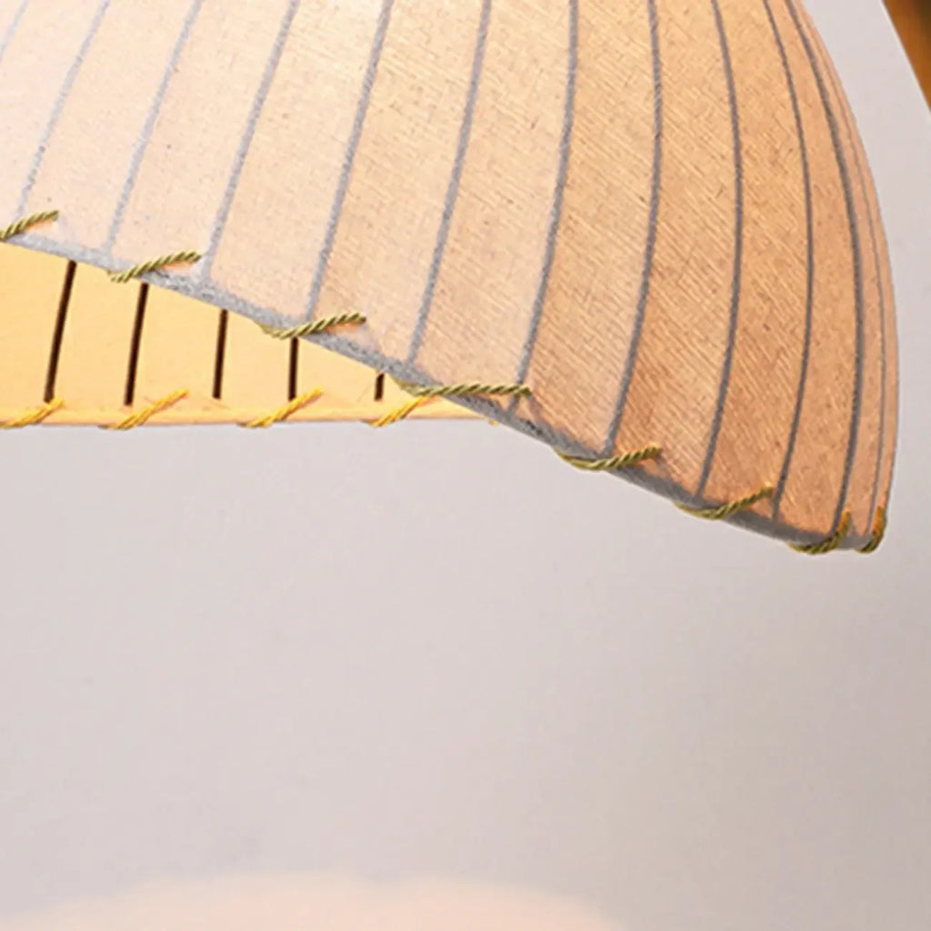 Lampadaire arqué kaki à brancher avec abat-jour en tissu pour salon