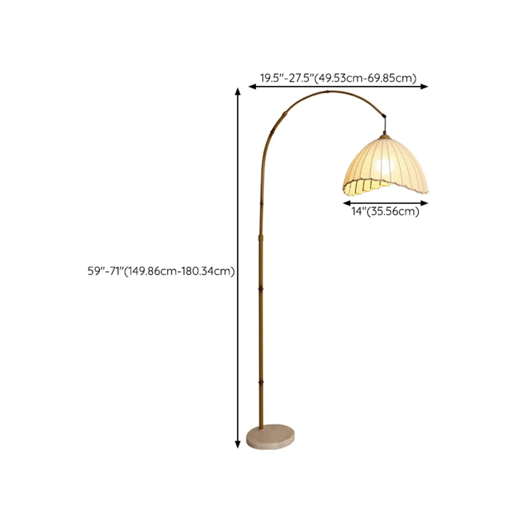 Lampadaire arqué kaki à brancher avec abat-jour en tissu pour salon