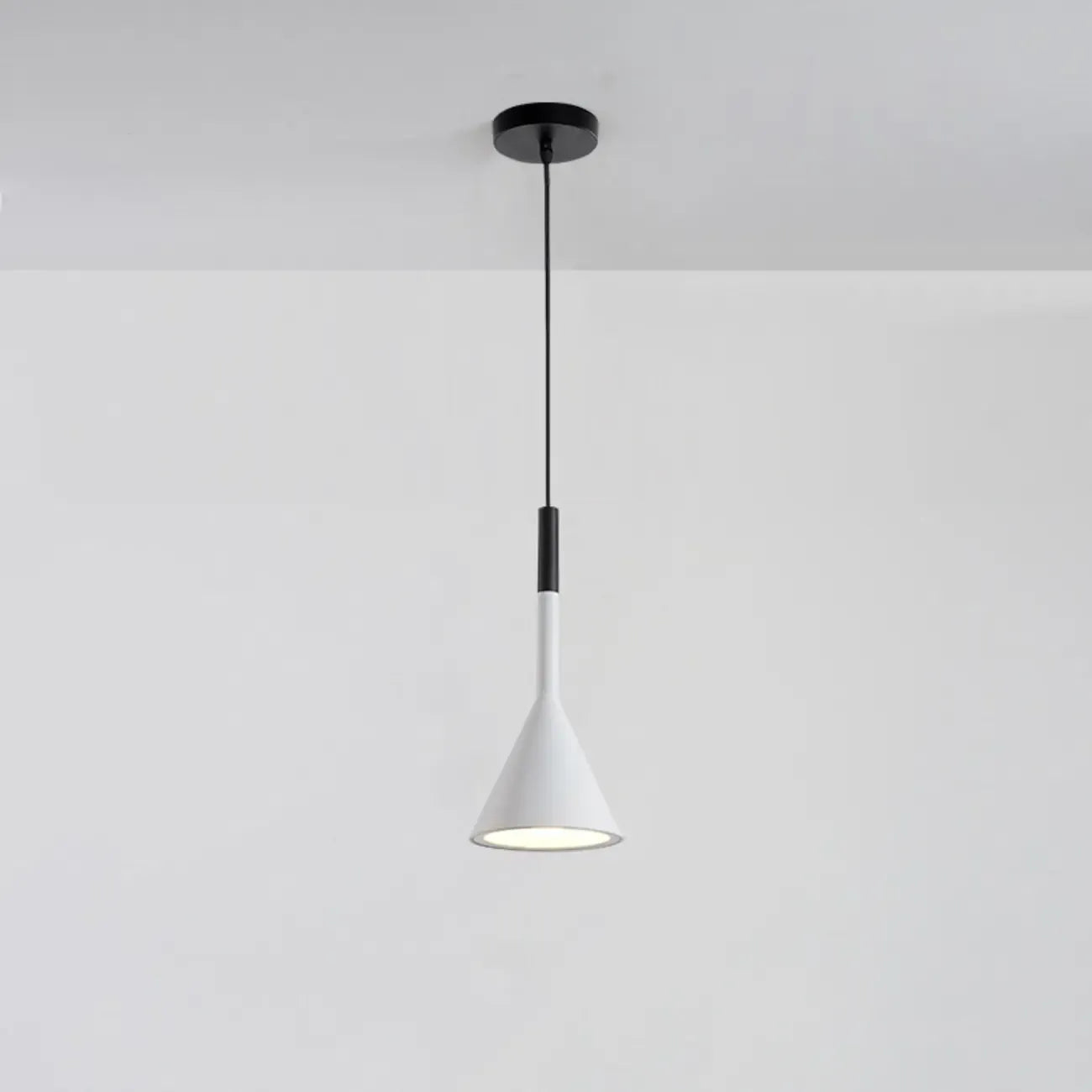Lampada a sospensione da camera da letto, minimalista, cono in alluminio grigio