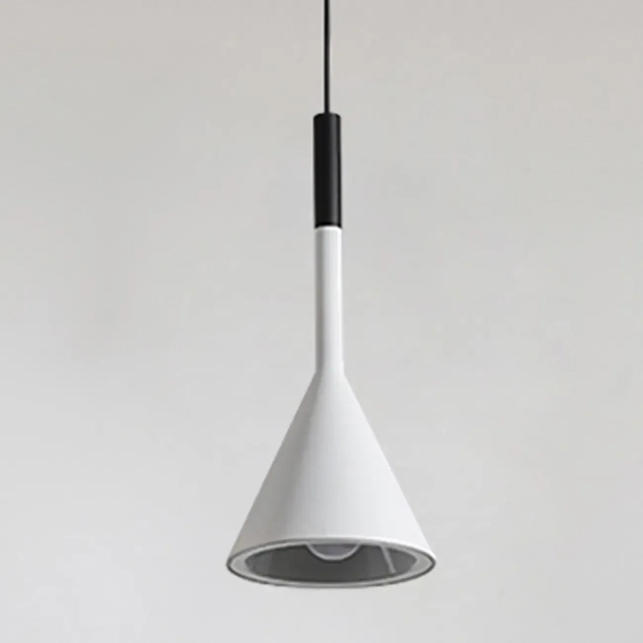 Lampada a sospensione da camera da letto, minimalista, cono in alluminio grigio