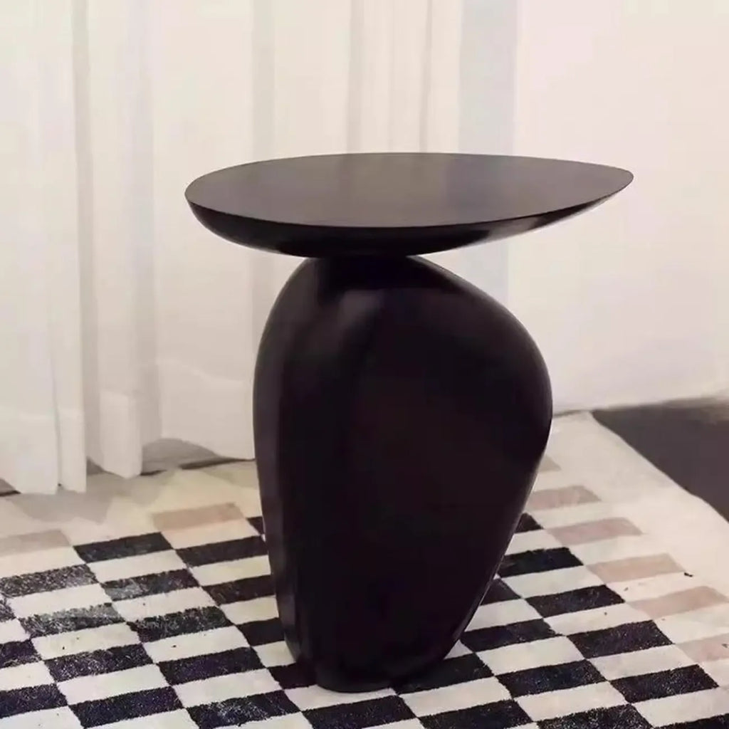 Table d'appoint moderne noire avec piètement en acier