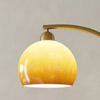 Lampadaire arqué moderne avec abat-jour en dôme de verre pour salon